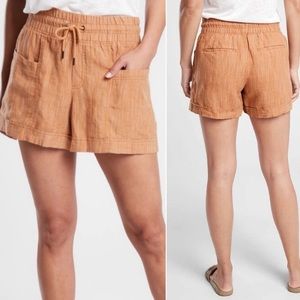 NWOT ATHLETA Cabo Linen Textured 4” Short